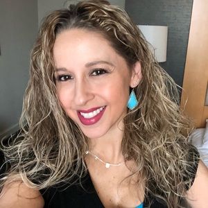 Meet your Posher, Sandra